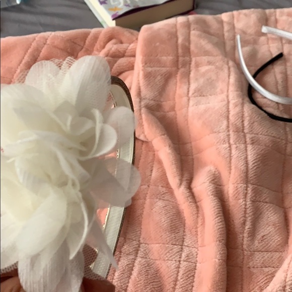 Headband - Picture 2 of 3